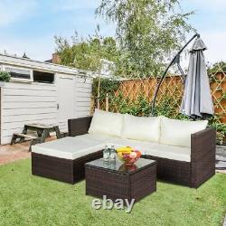 Ensemble de salon de jardin en rotin comprenant un canapé d'angle, une table, des chaises et des fauteuils longs pour patio, extérieur. Set extérieur Royaume-Uni.