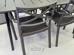 Table de jardin Keter Metalea et 6 chaises Metalix en bronze pour l'extérieur en été